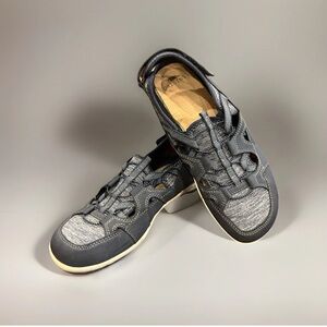 Earth Origin’s Women’s Fisherman Flats Sandal